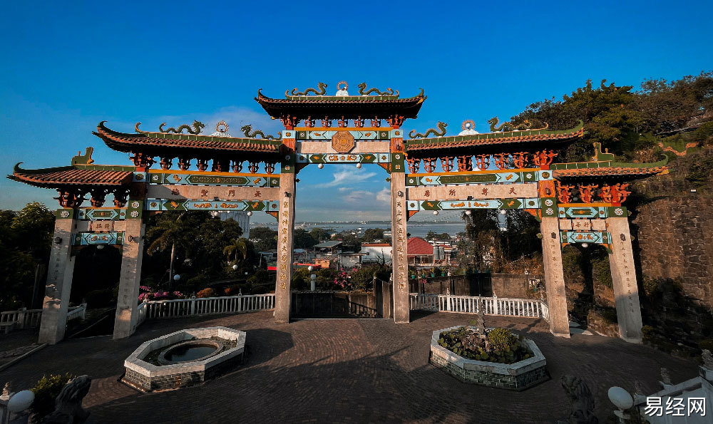 鱼嘴朝里还是朝外招财