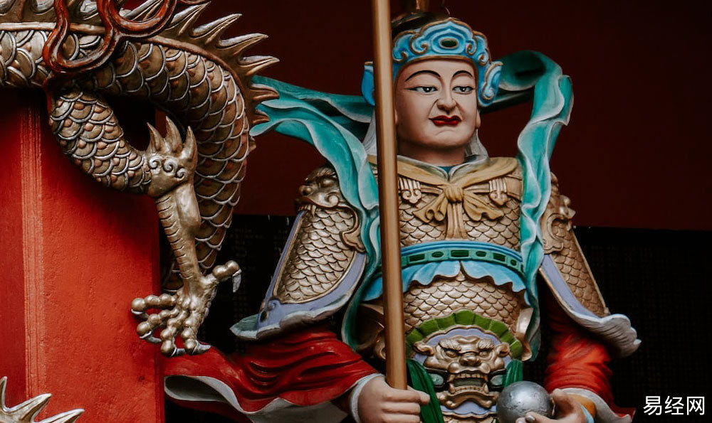 大门对走廊风水（大门对走廊风水讲究）