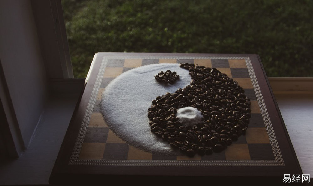 卧室床头朝向哪里最好?