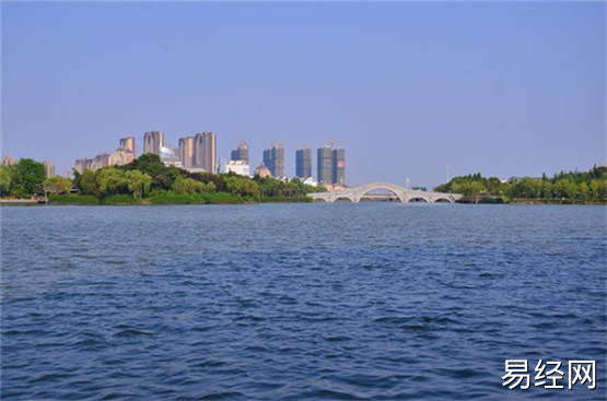 【八字预测】揭秘千古八字伤官诀，什么样的伤官一定要伤尽？,最新八字知识