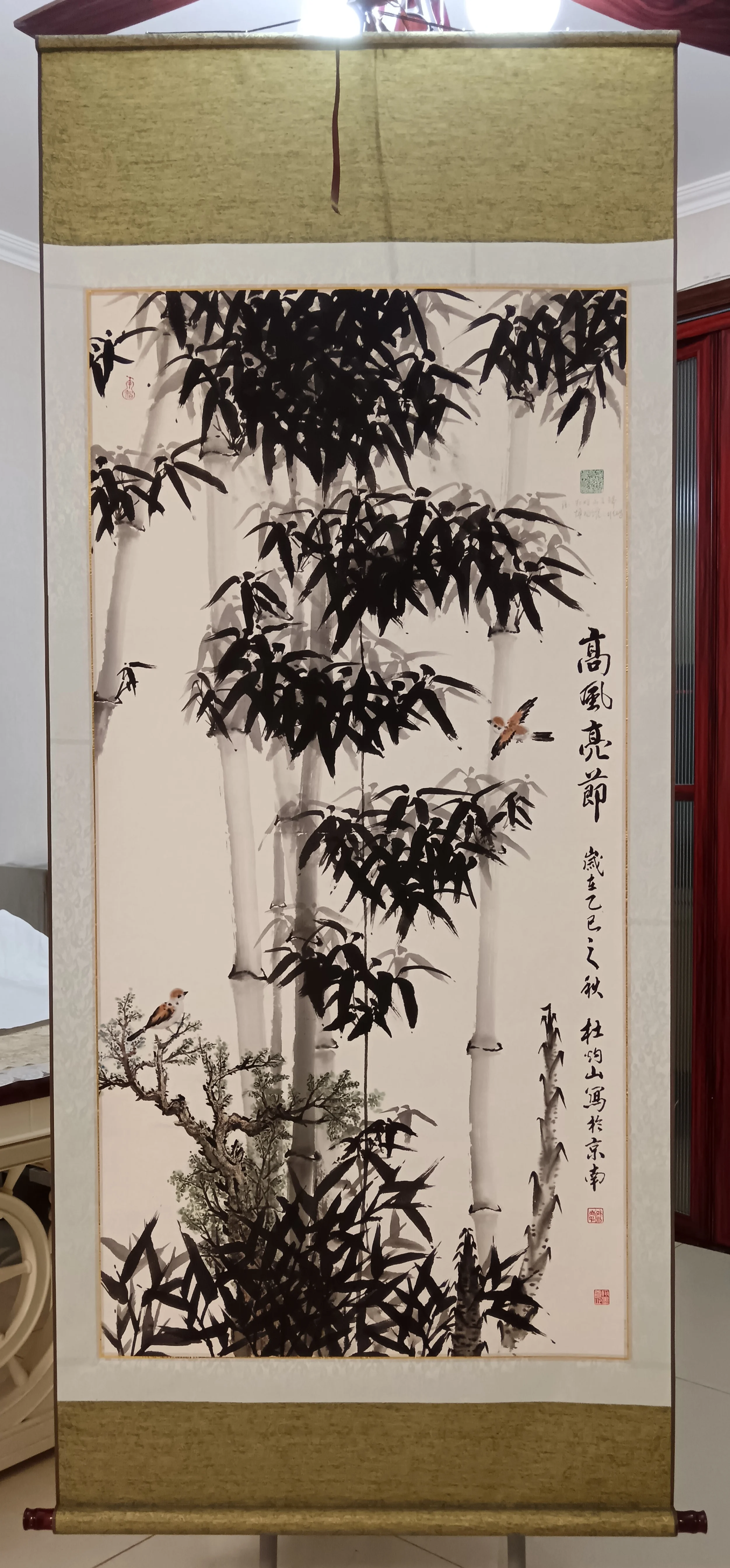 杜灼山-中国书法家协会会员，一级美术师，中国硬笔书法家协会会员